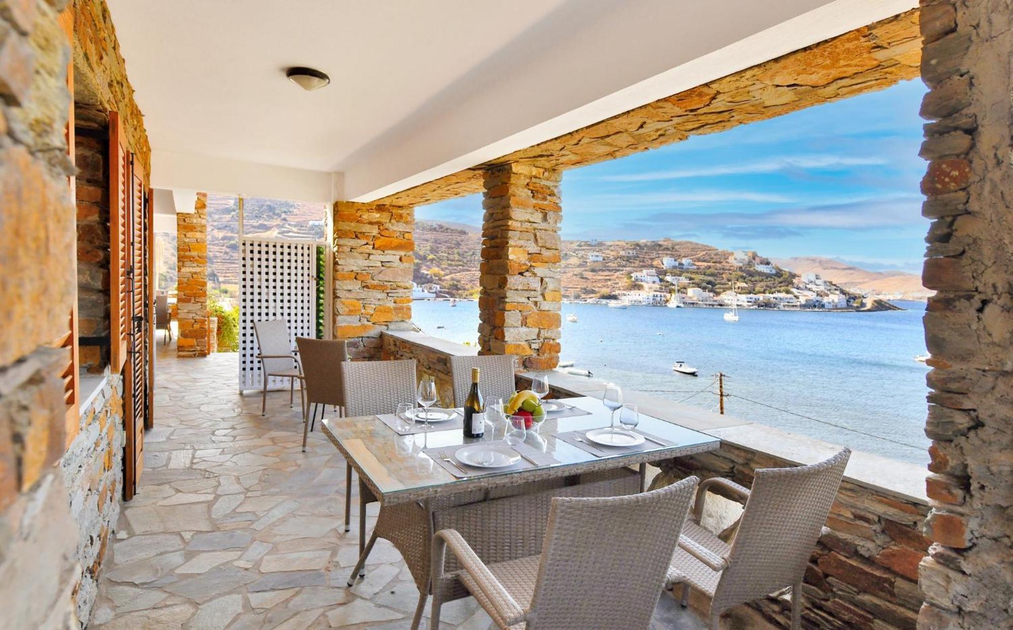 Amazing 2 Bedroom Apartment Overlooking The Marina Of Vourkari Exterior foto